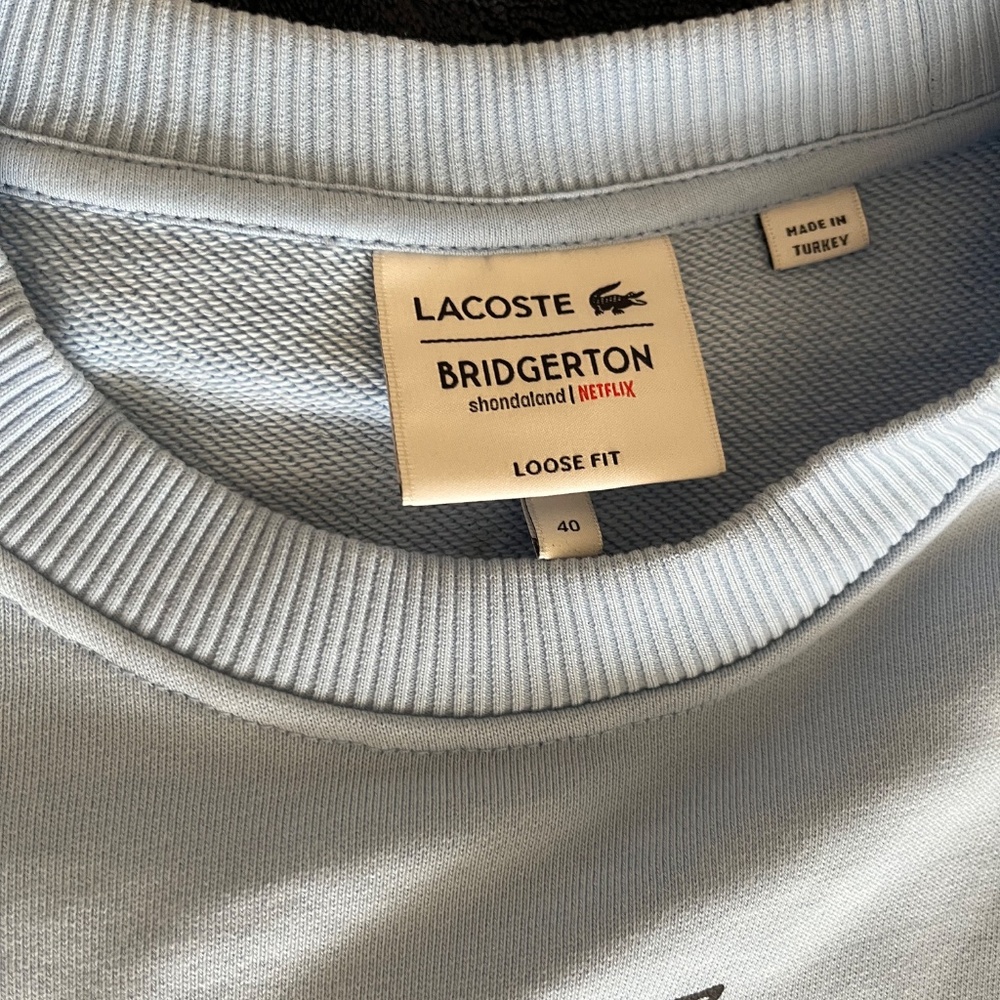 Clothes - Picture 2 of 4